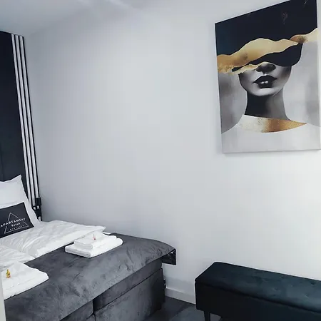 Apartamento Sztuk Pieknych 14 & Prywatny Parking Piła