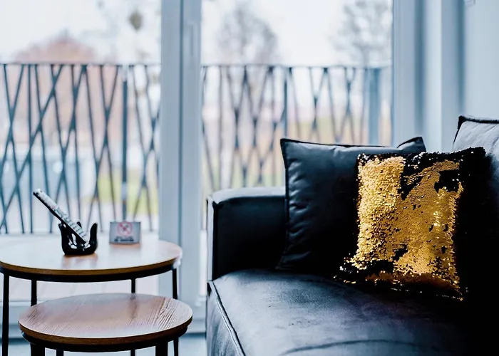 Sztuk Pieknych 14 דירה פילה