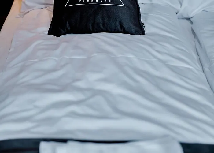 Sztuk Pieknych 14 דירה